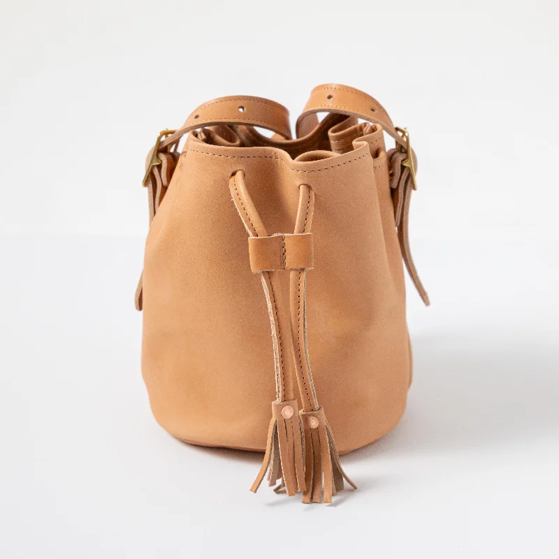 Vegan Leather Bucket Bag in Light Gray for the Ethical FashionistaNatural Essex Bucket Bag