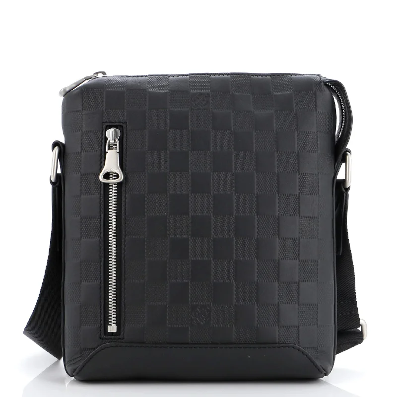 Women's Crossbody Bag with RFID - Blocking Pocket in Black for Safe TravelDiscovery Messenger Bag Damier Infini Leather BB